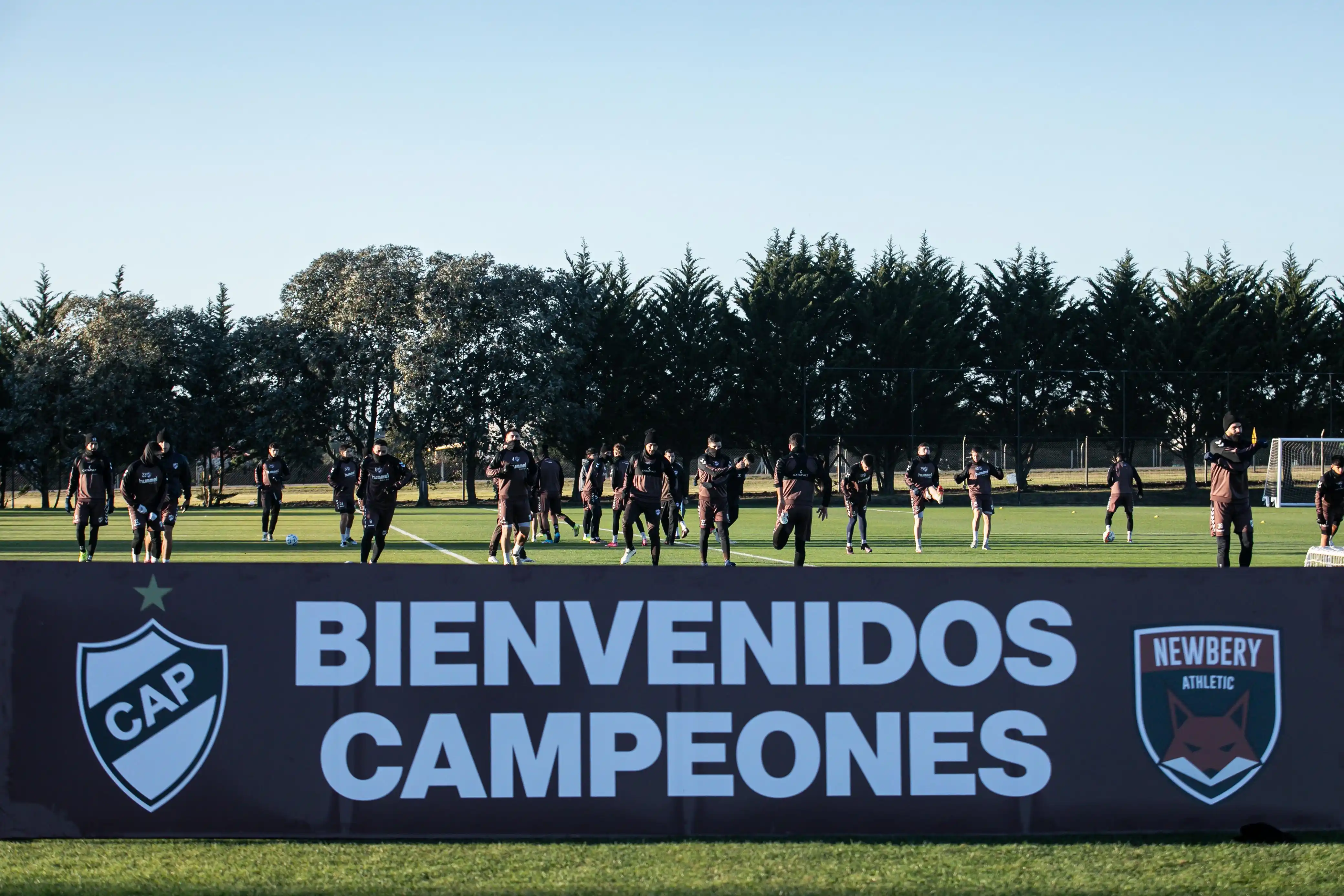 Image from Club Atlético Platense: Bienvenidos a la pretemporada del campeón 🤎 🤝 gracias por la bienve...