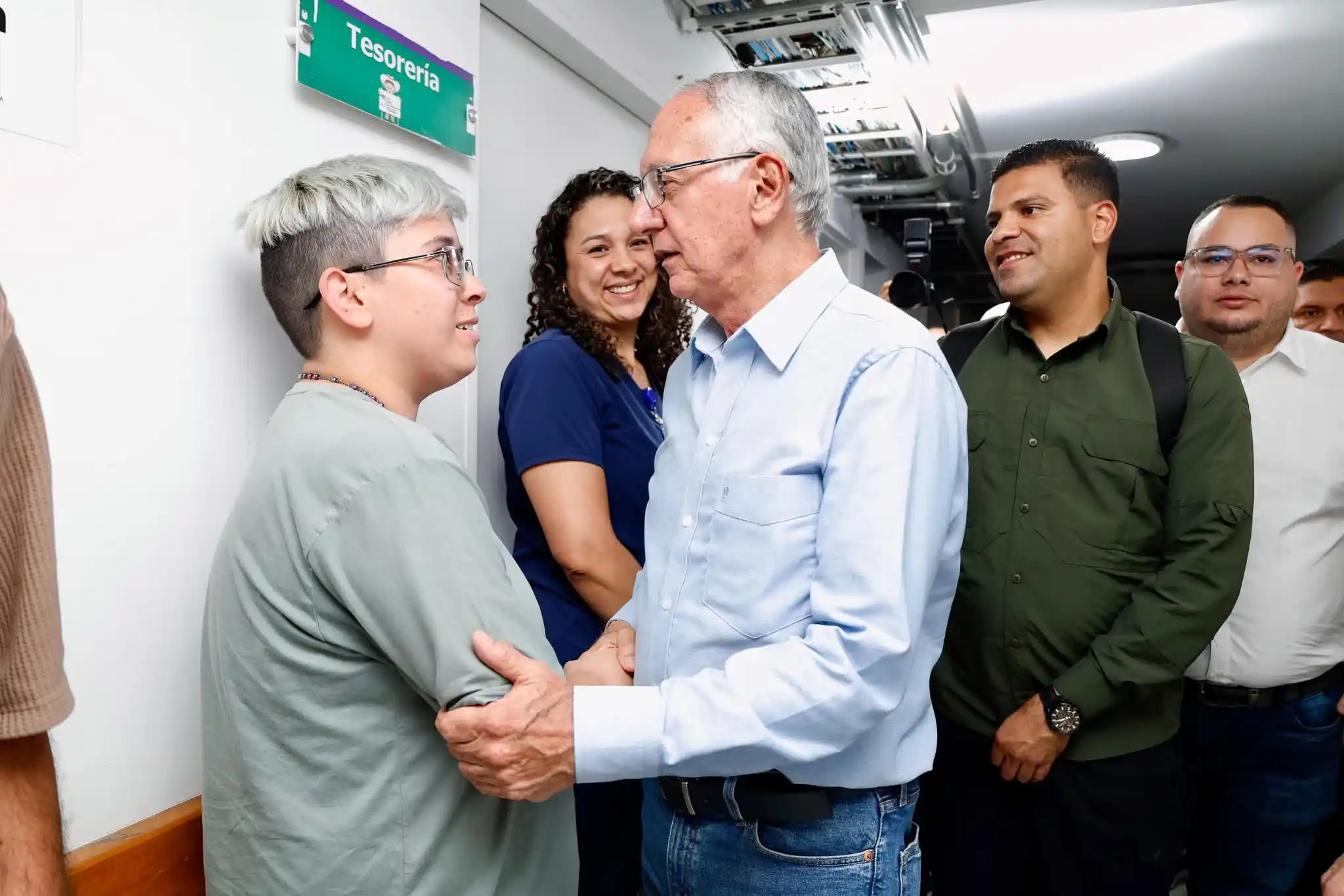 Image from MinSaludColombia: *El Hospital San Vicente de Paúl es clave para la atención en salud de...