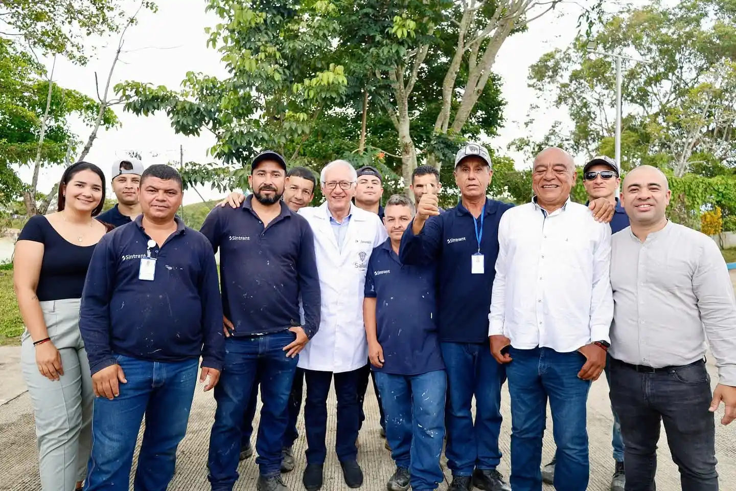 Image from MinSaludColombia: *El ministro de Salud, Guillermo Alfonso Jaramillo, dio inicio a su re...