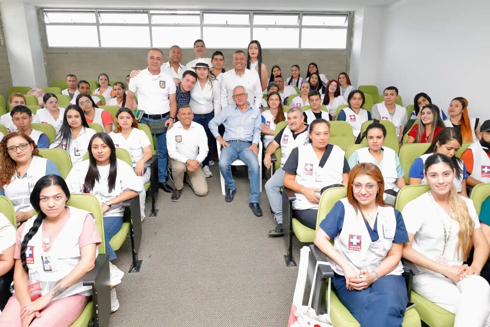 Image from MinSaludColombia: *El ministro de Salud, Guillermo Alfonso Jaramillo , visitó la E.S.E. ...