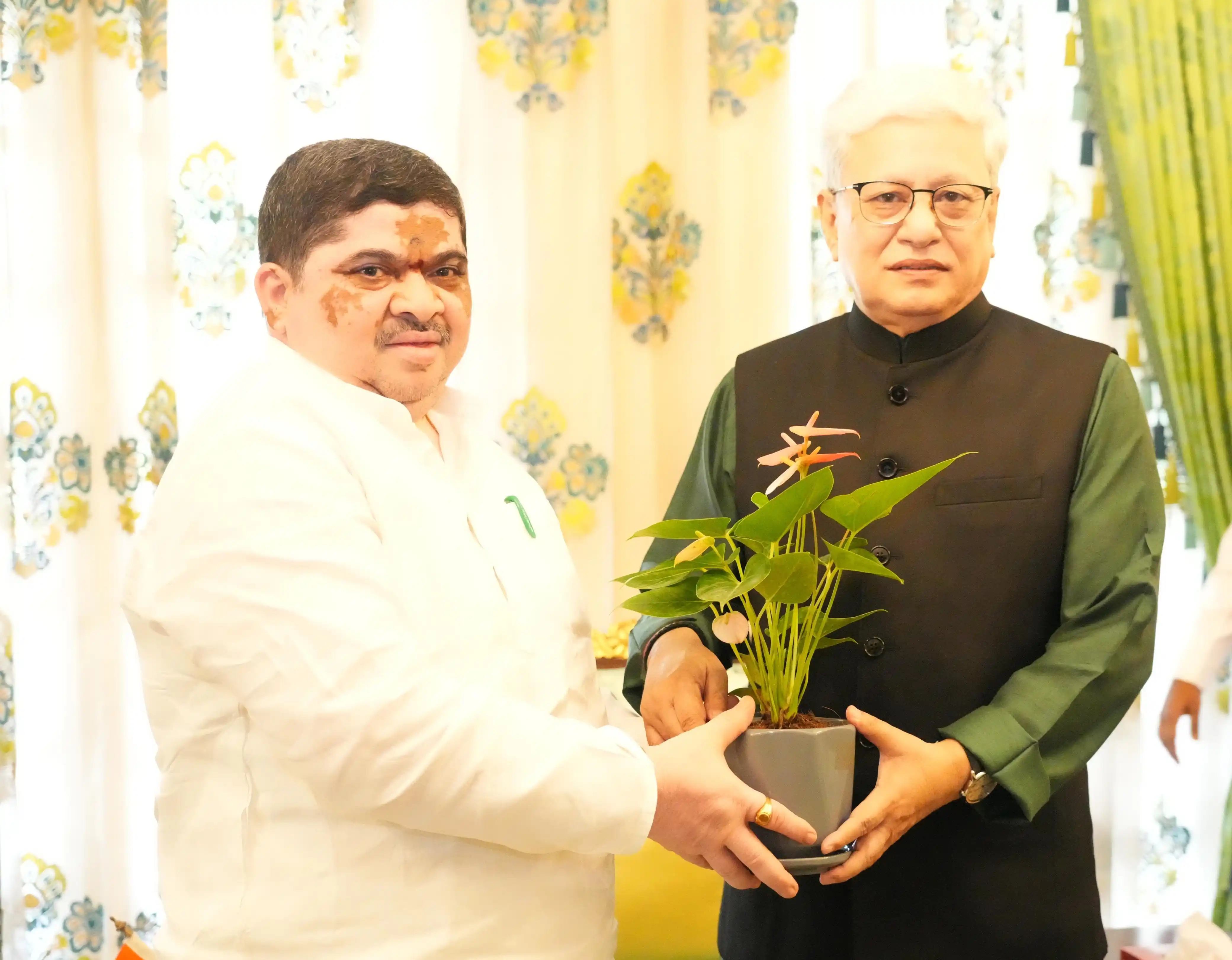 Image from Governor of Telangana: Sri Ponnam Prabhakar, Minister of Transport, BC Welfare,Govt of  Telan...