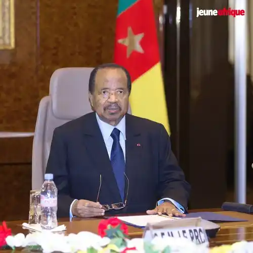 Image from infos Actualité Divine: Cameroun: un pas vers l'élection présidentielle. Paul Biya a le bâton ...