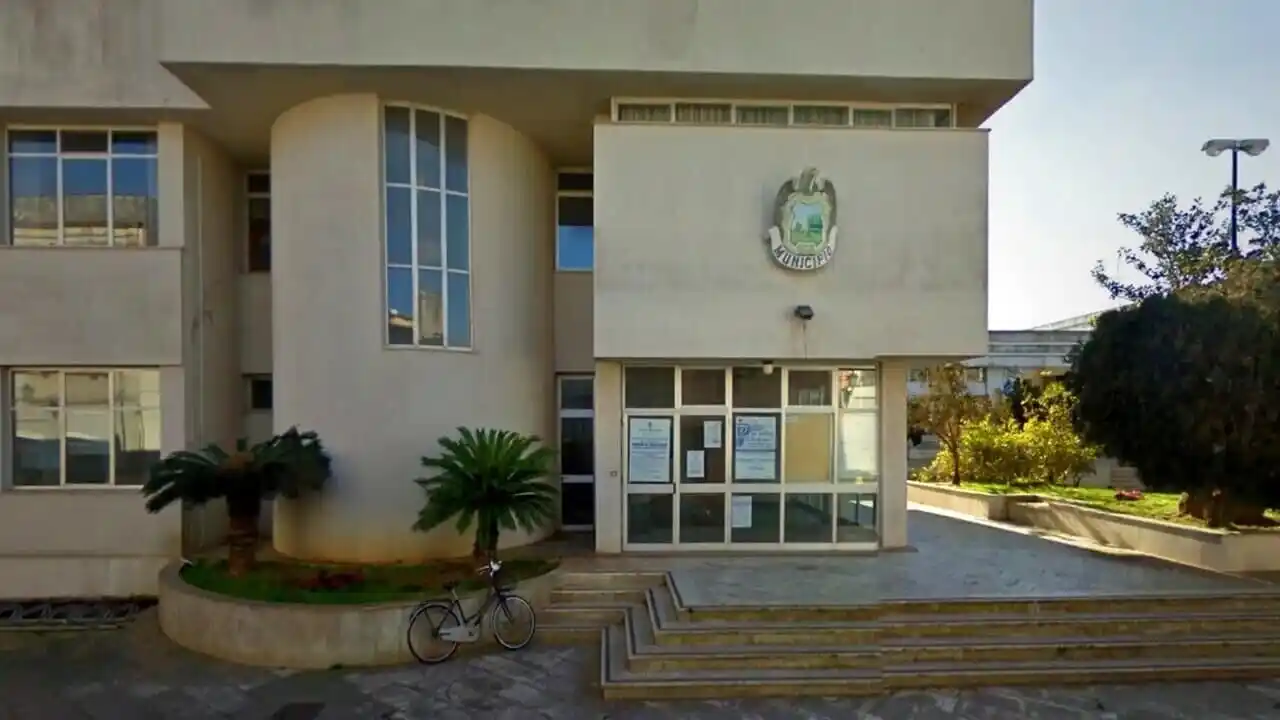 Image from LeccePrima.it: Comunità di Squinzano affranta dal dolore: dopo il ricovero muore in o...