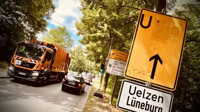 Image from EJZ: *Die Nachrichten von Freitag:*  🚧 Großbaustelle B191: Staus und viel ...