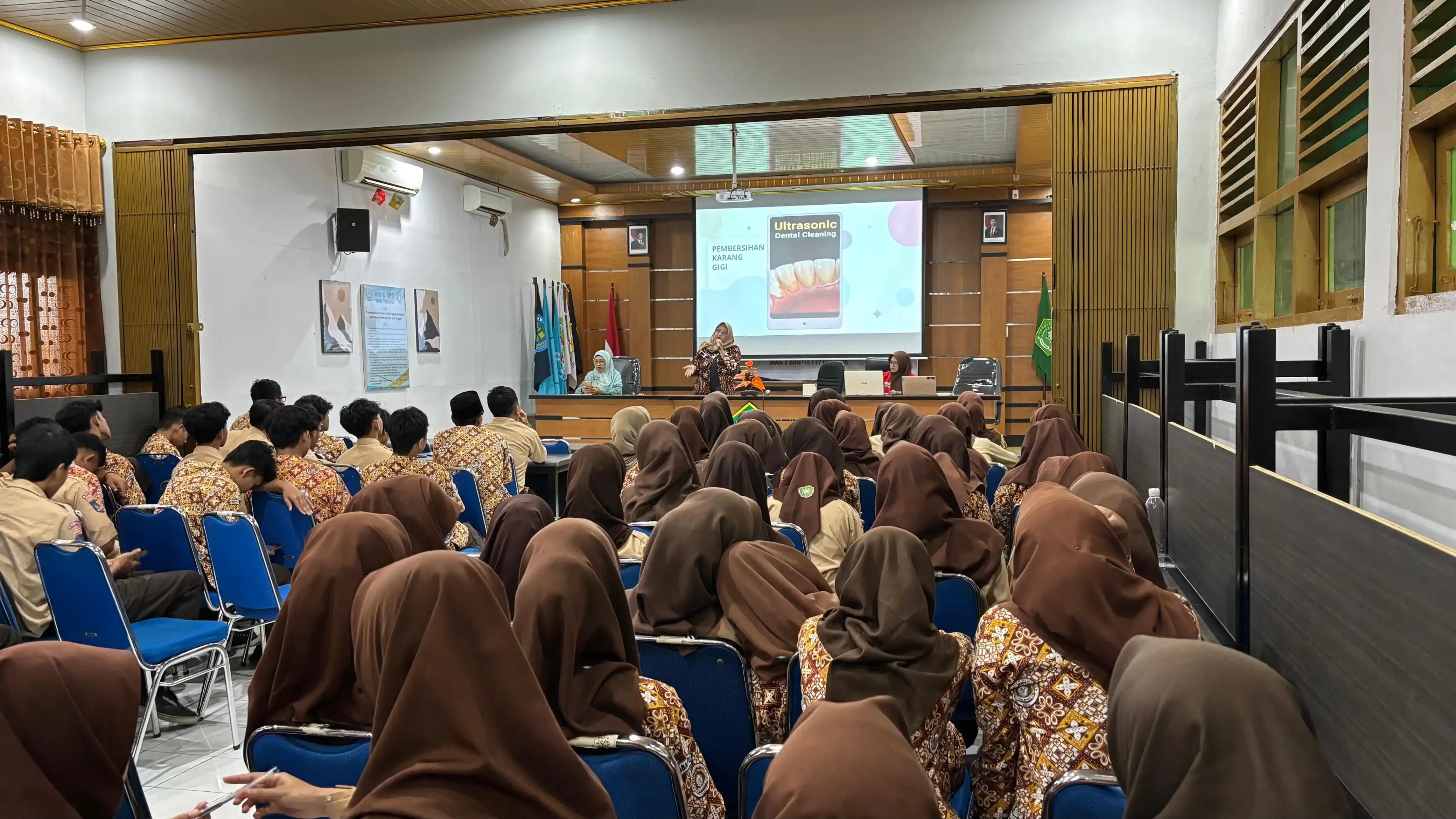 Image from MAN 3 Bantul: https://man3bantul.sch.id/berita/uks-man-3-bantul-gelar-sosialisasi-ke...