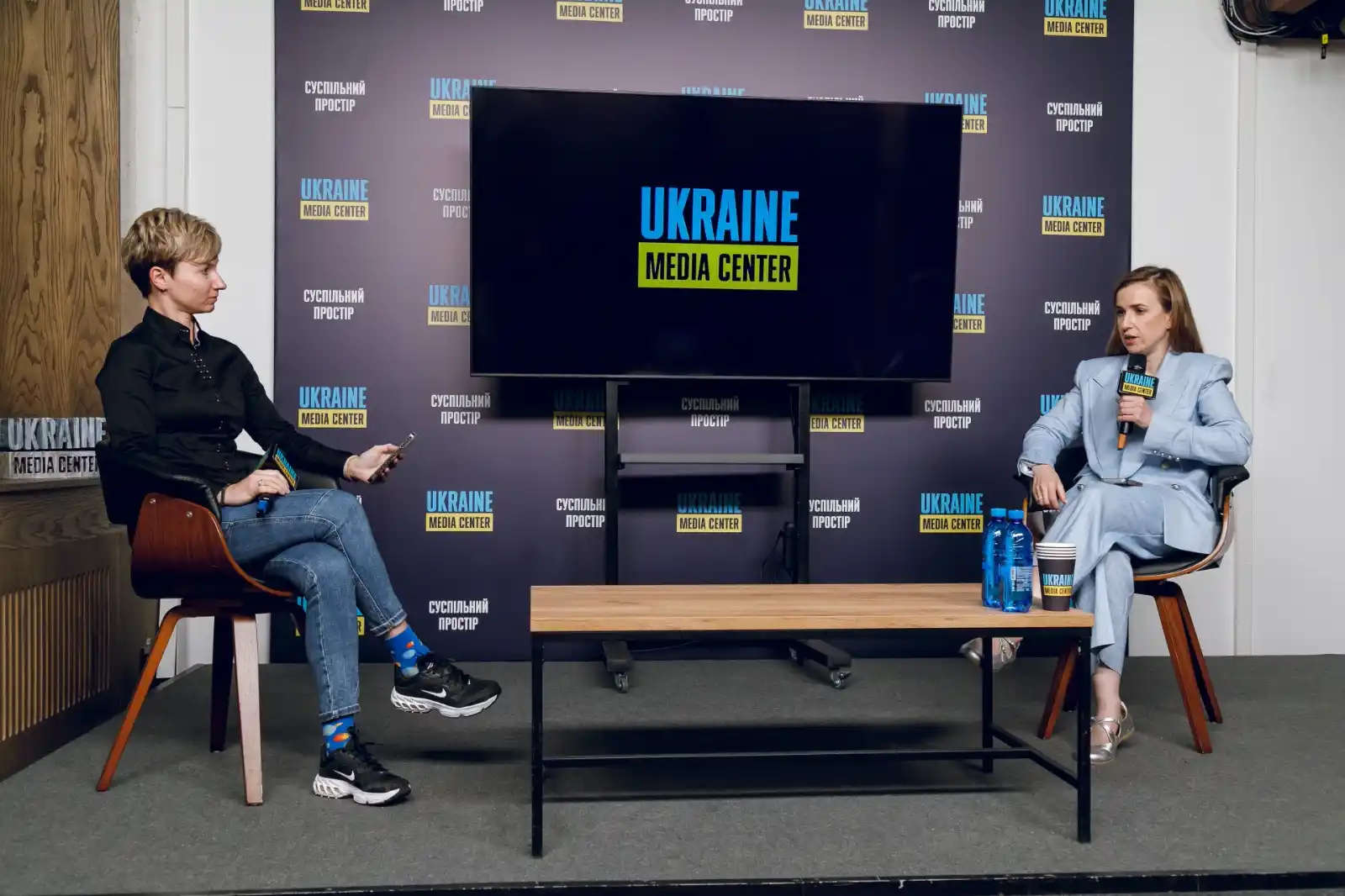 Image from Media Center Ukraine: *Іноземці продовжують відвідувати Україну: навіть ділові й волонтерськ...