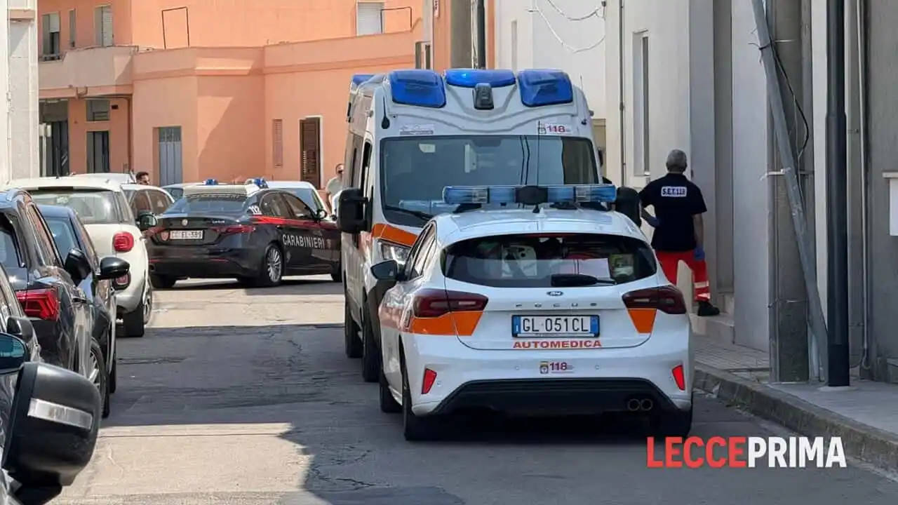 Image from LeccePrima.it: L’accetta caduta e poi ripresa per continuare a infierire: così Filipp...