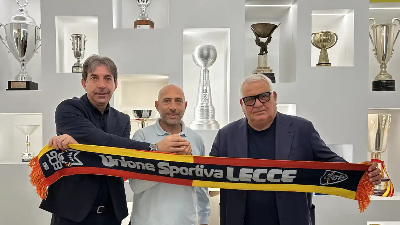 Image from LeccePrima.it: Nuovo allenatore per la primavera giallorossa: panchina a Simone Schip...