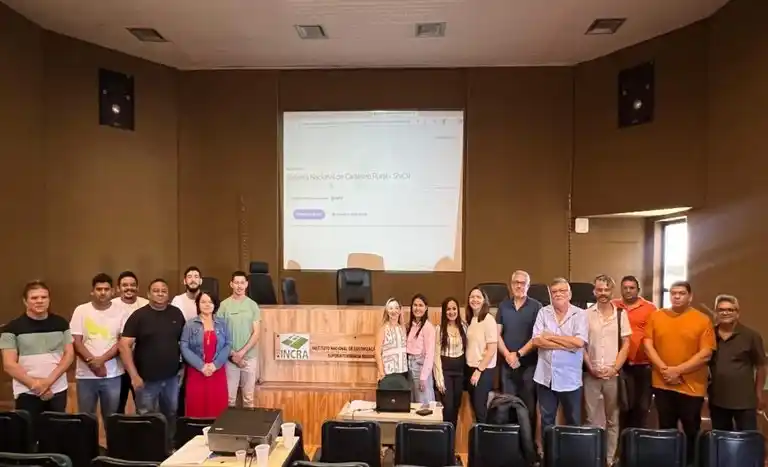 Image from Incra: 👩🏽💻👨🏻💻Servidores responsáveis pelas Unidades Municipais de Cad...
