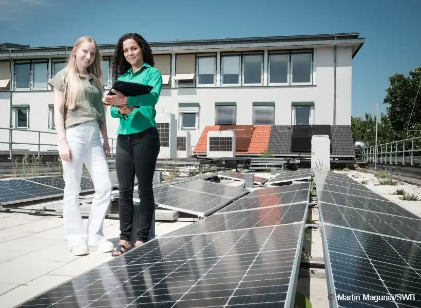 Image from Stadtwerke Bonn: *aren Schneider (l.) und Anna Carolina Fonck* von SWB Energie und Wass...