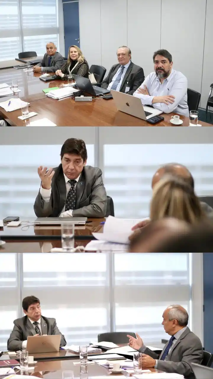 Image from SINDJUS NOTÍCIAS : 📢 *_Sindjus em ação_!*  Hoje, participamos de mais uma reunião do Fór...