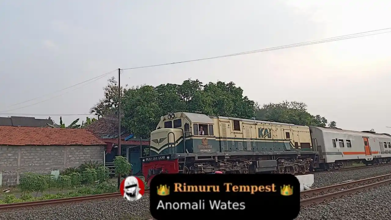 Image from ISKAI (Info dan Sensus Kereta Api Indonesia): _*CC 201 83 34 (72) SMC 🔰 - 106 Gajahwong*_ _*[ Pasar Senen - Lempuya...
