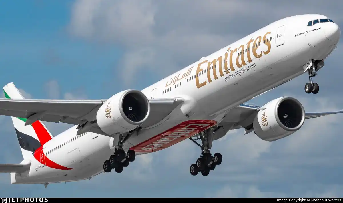 Image from Air Plus News : 🔴 [ Guerre Proche-Orient ]  Liste des avions étrangers bloqués en Ira...