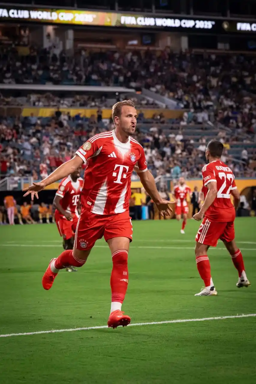 Image from LIVE FOOTBALL NEWS⚽: 🚨⭐️ Harry Kane vs. Boca Juniors:  - MOTM - 1 goal - 1 assist - 4 shot...