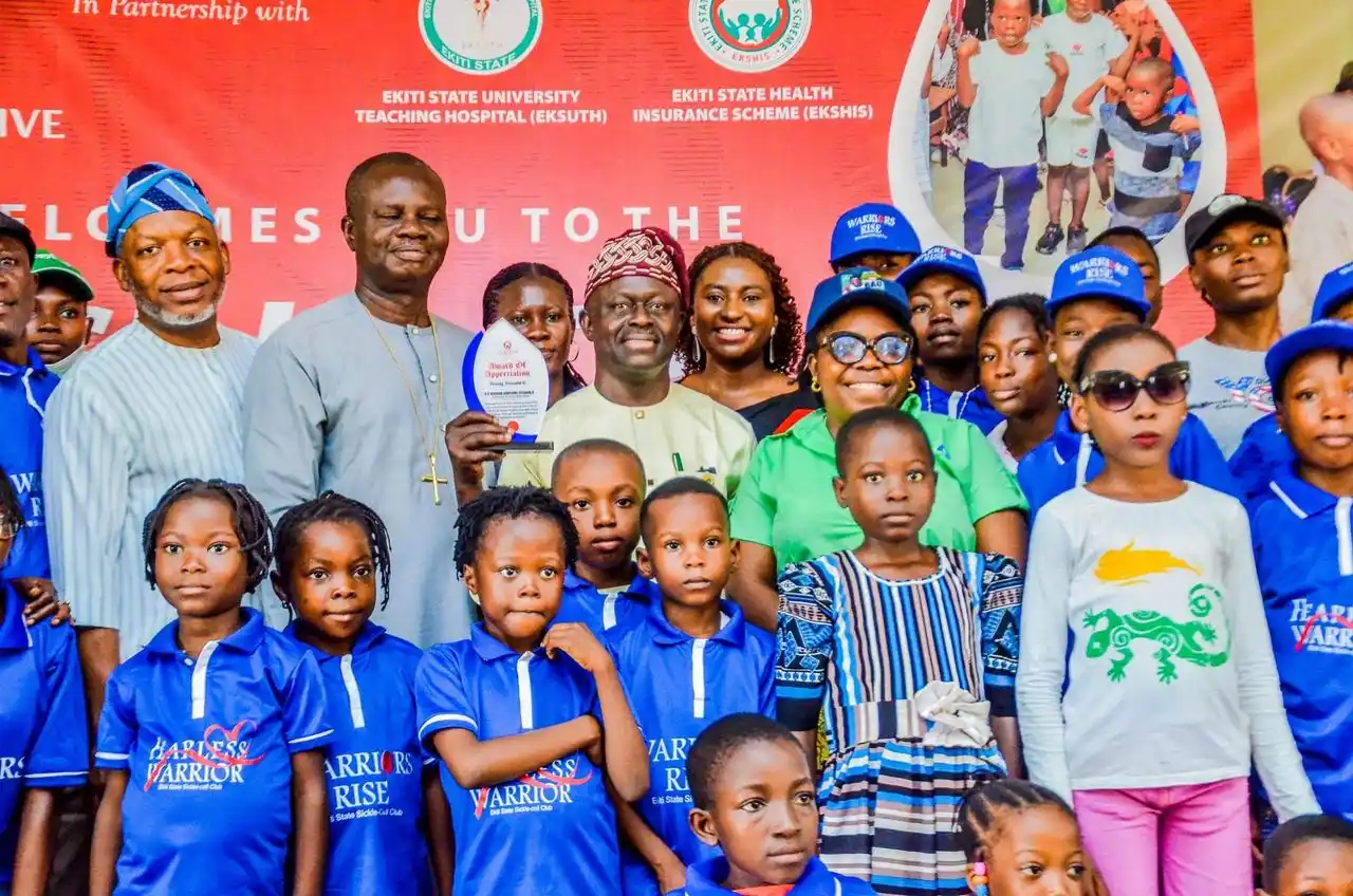 Image from EKITI STATE MINISTRY OF INFORMATION : 𝐎𝐯𝐞𝐫 𝟏,𝟎𝟎𝟎 𝐬𝐢𝐜𝐤𝐥𝐞 𝐜𝐞𝐥𝐥 𝐰𝐚𝐫𝐫𝐢𝐨𝐫𝐬 𝐞𝐧𝐫𝐨𝐥𝐥...