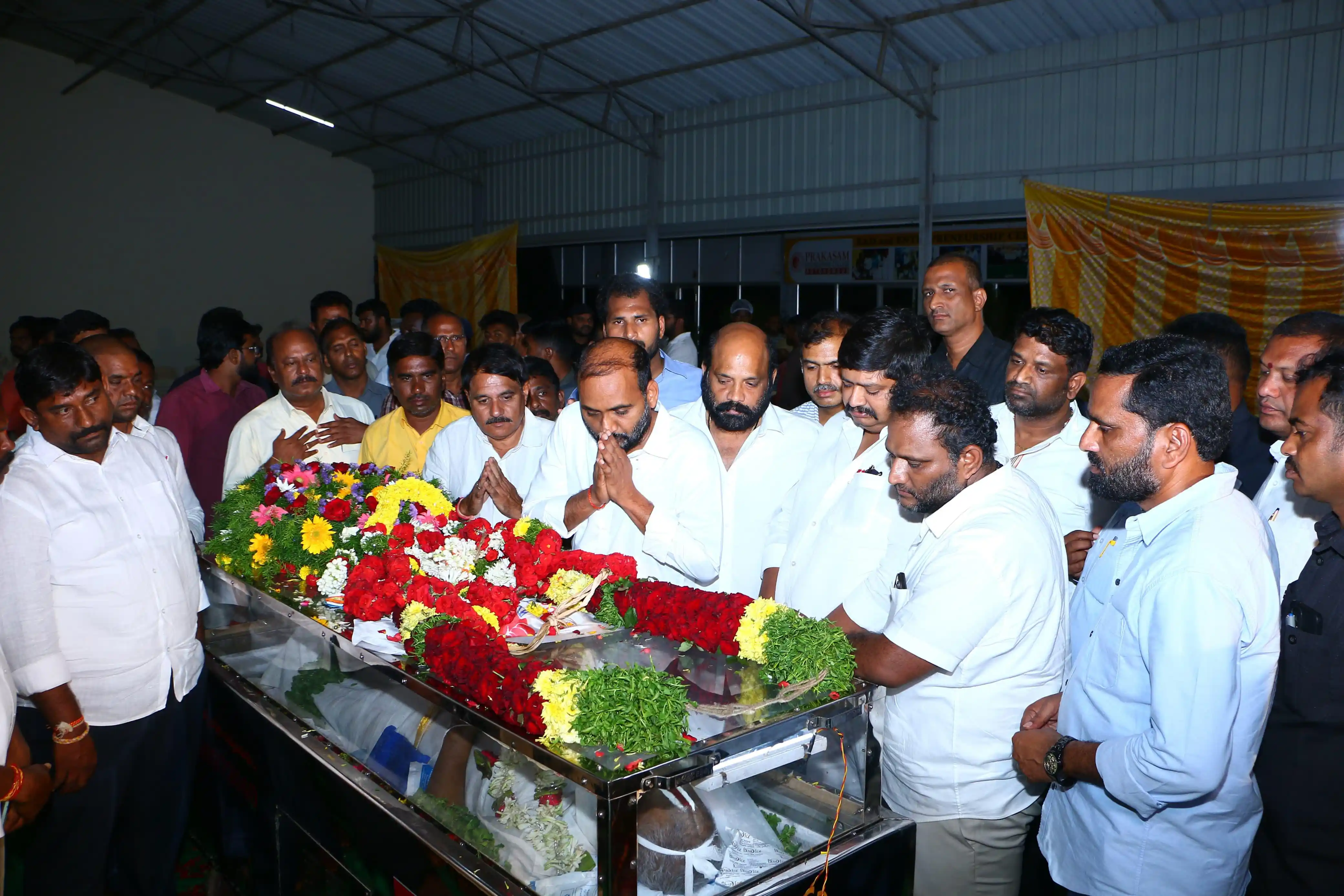 Image from Kakarla Suresh | TDP: పట్టభద్రుల ఎమ్మెల్సీ శ్రీ కంచర్ల శ్రీకాంత్ గారి తండ్రి కంచర్ల రామయ్య గ...