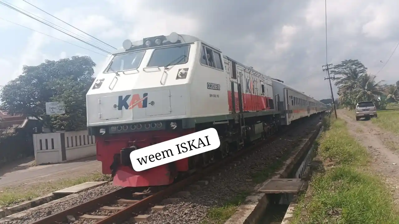 Image from ISKAI (Info dan Sensus Kereta Api Indonesia): _*Stamformasi 286 Serayu*_ `Purwokerto - Kroya` _Sabtu 21 Juni 2025_ ...