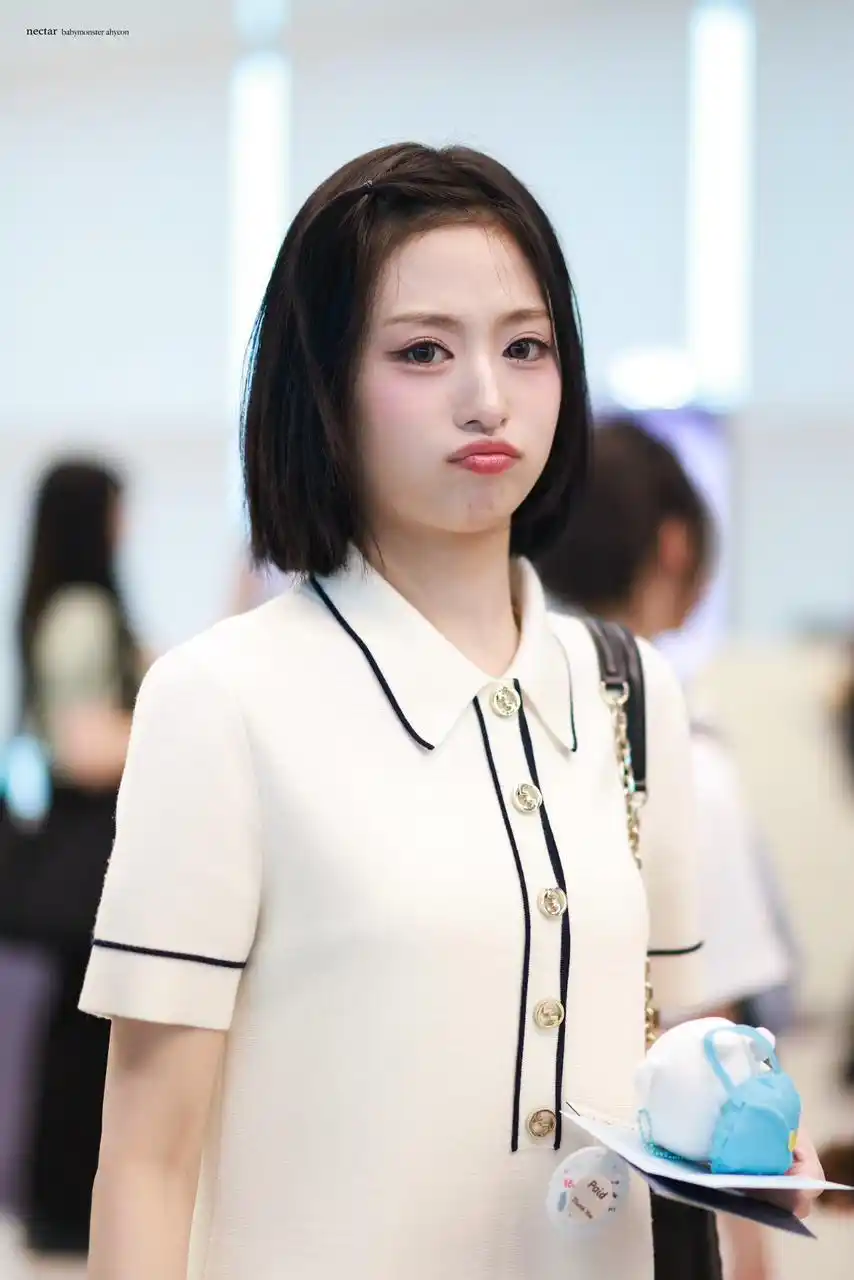 Image from BAEᱬONS7IEZ UPDATE: AHYEON 💋...