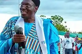 Image from Afrik New's: *🗞️ ÉDITORIAL – Issa Tchiroma, le vieux lion sort de l’ombre* À mesu...