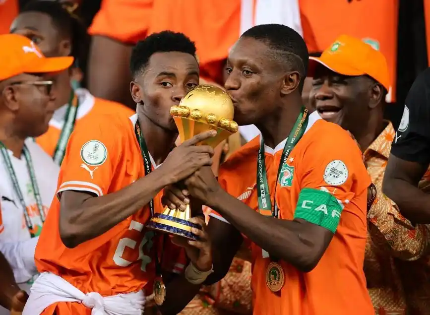 Image from All PSL Soccer Fans TV, we Stream all Football games, for Free.: *🚨 FIFA is considering bringing back the Confederations Cup — a revam...