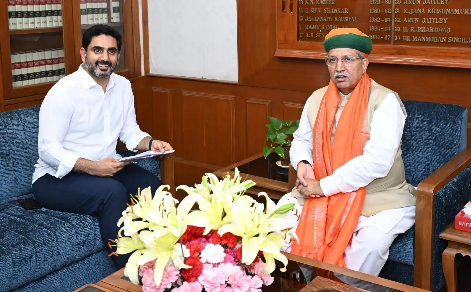 Image from ManaTDP App - Official: కేంద్ర న్యాయశాఖ మంత్రి అర్జున్ రామ్ మేఘవాల్‌తో రాష్ట్ర విద్య, ఐటి, ఎలక...
