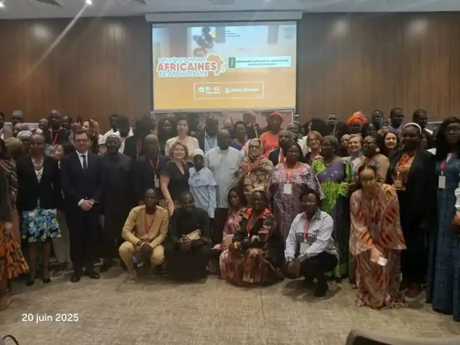 Image from SenCaféActu : La deuxième édition des Assises africaines de la démocratie s’est ouve...