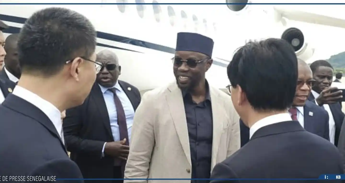 Image from SenCaféActu : Le Premier ministre du Sénégal, Ousmane Sonko, est arrivé ce samedi à ...
