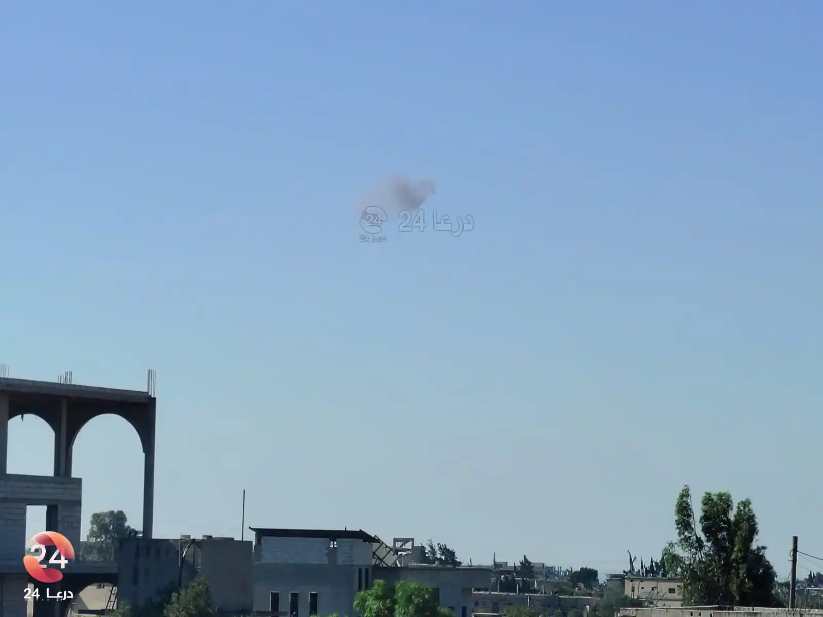 Image from درعا24 - Daraa24: مراسل درعا 24: اعتراض مُسيرة في أجواء مدينة نوى في ريف درعا الغربي، بص...
