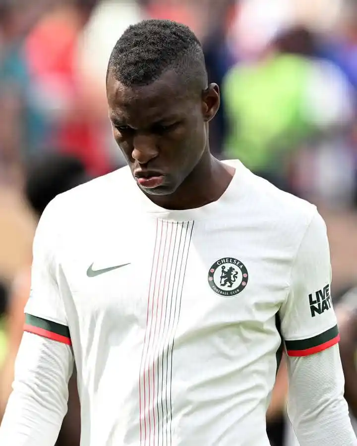 Image from PREMIER LEAGUE ๐ด๓ ง๓ ข๓ ฅ๓ ฎ๓ ง๓ ฟ โฝ: ๐จ ๐๐
๐
๐๐๐๐๐: Nicolas Jackson has released statement after red ...