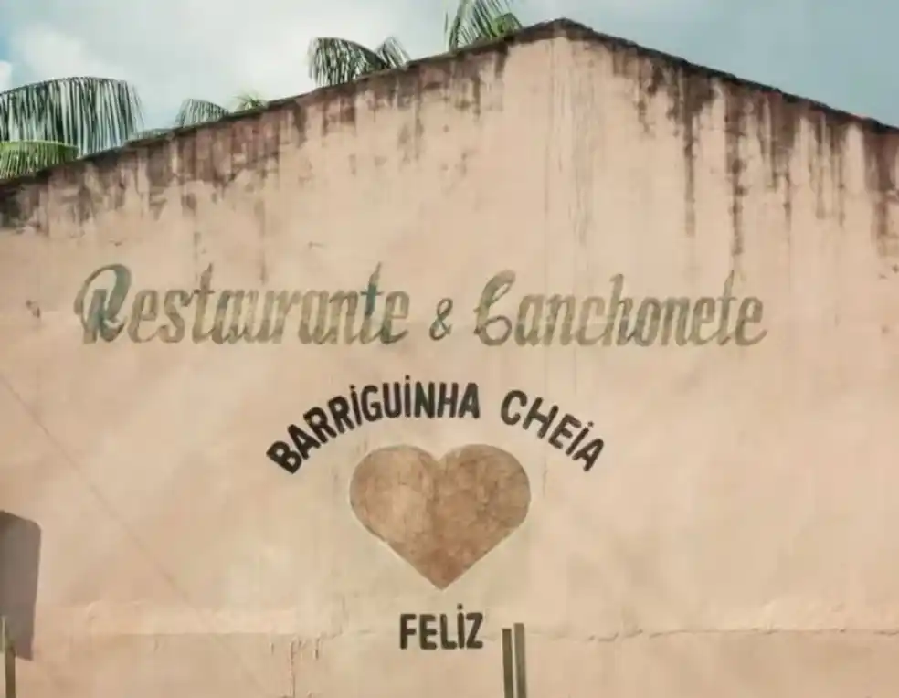 Image from g1: 'Pastelonça', 'Mestre dos Tragos': conheça a arte das fachadas amadora...