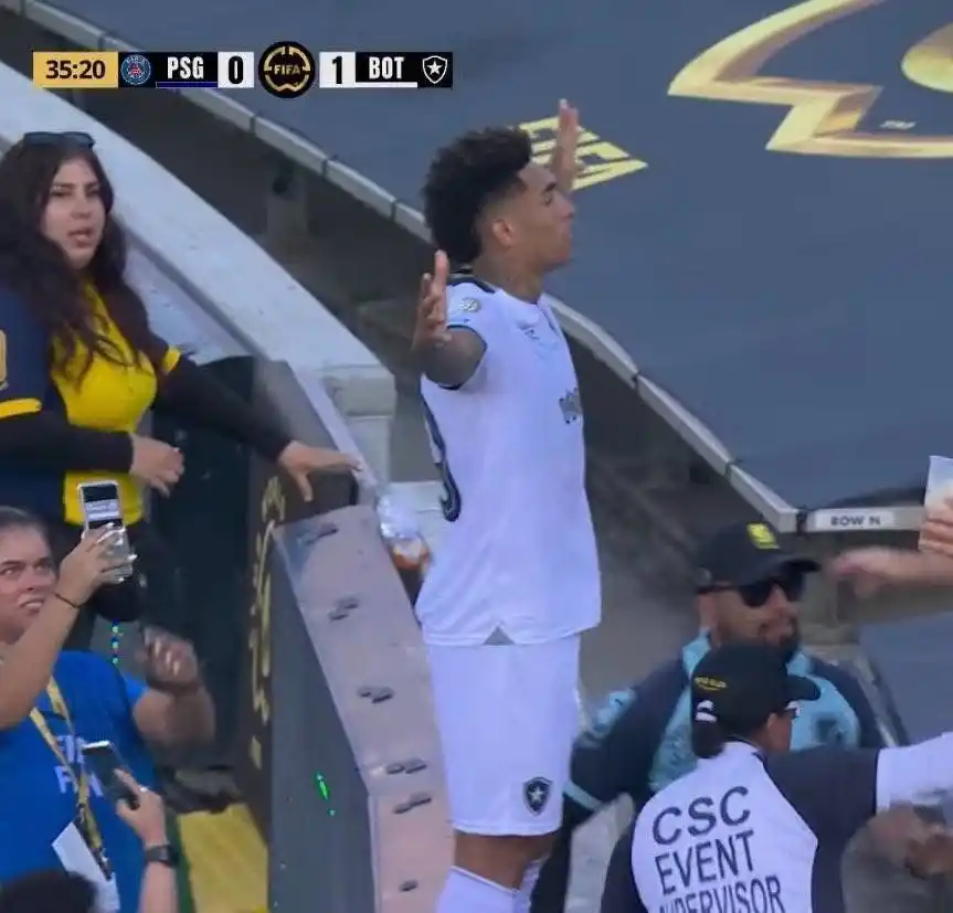 Image from All PSL Soccer Fans TV, we Stream all Football games, for Free.: *⏰ This morning results, FT’*  *🇫🇷 PSG 0-1 Botafogo 🇧🇷*  *Igor Jes...