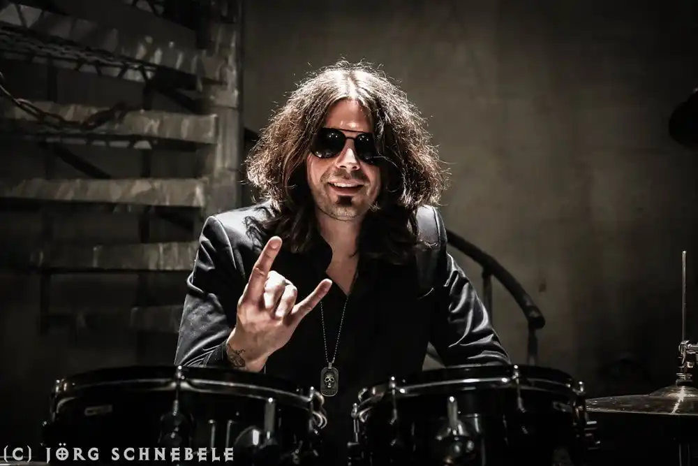 Image from JÄST Official: 🔥 Timmi here wishing you an epic start to the new week! 🤘
We in JÄS...