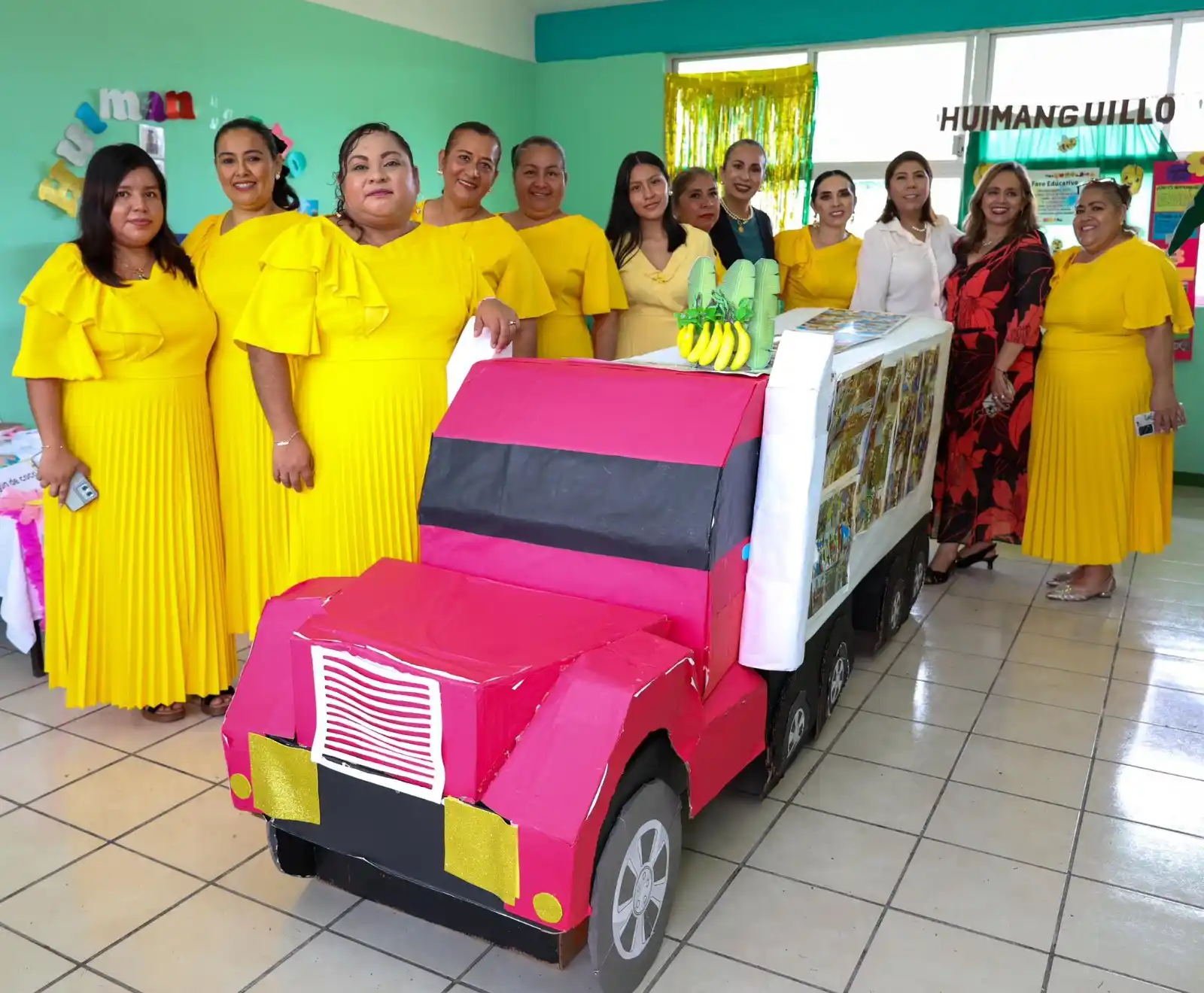 Image from Canal 8 TNV - NOTICIAS 📣: TnvNoticias | Alcaldesa de Huimanguillo refrenda compromiso con la edu...