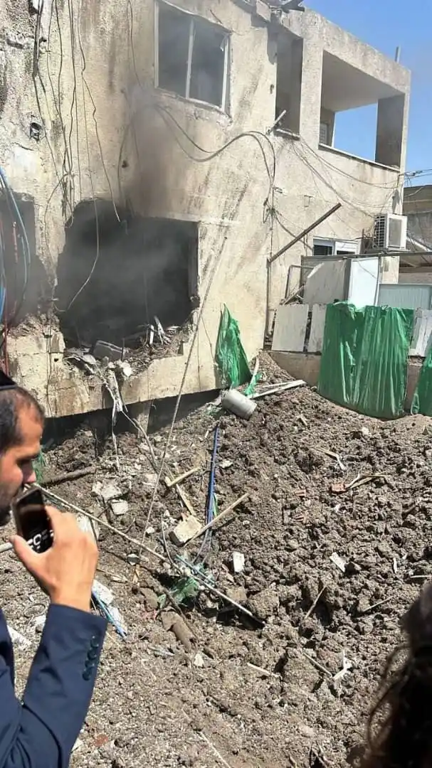 Image from اخبار فوری مهم: 🚫الحدث: یک په.پاد ایرانی به ساختمانی در ب.ی.ت ش.نا.ن، شمال ا.سر.ا.ئی...