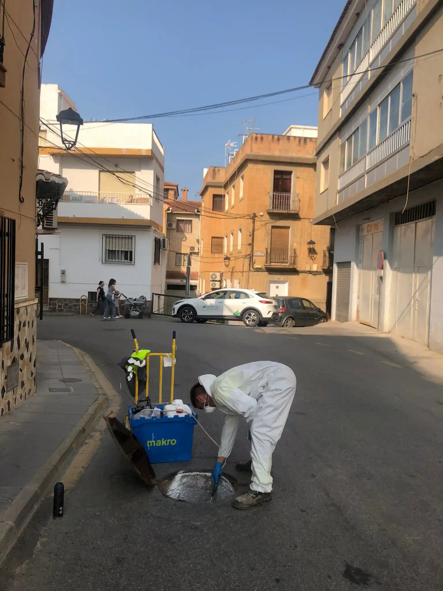 Image from Ayuntamiento de Órgiva: ÁREA DE OBRAS Y SERVICIOS - FUMIGACIÓN DEL ALCANTARILLADO. Informamos ...