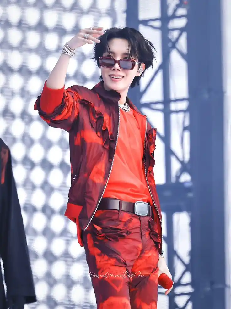 𝗝 𝗛𝗢𝗣𝗘￤HOBI￤KPOP￤BTS JUNG HOSEOK￤BTS post