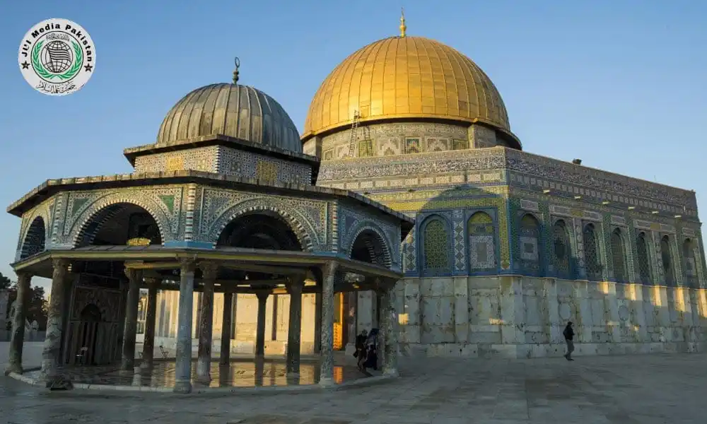 Image from JUI Media Pakistan: *📌 چھ روزہ جبری بندش کے بعد مسجد اقصیٰ نمازیوں کے لیے دوبارہ کھول دی ...