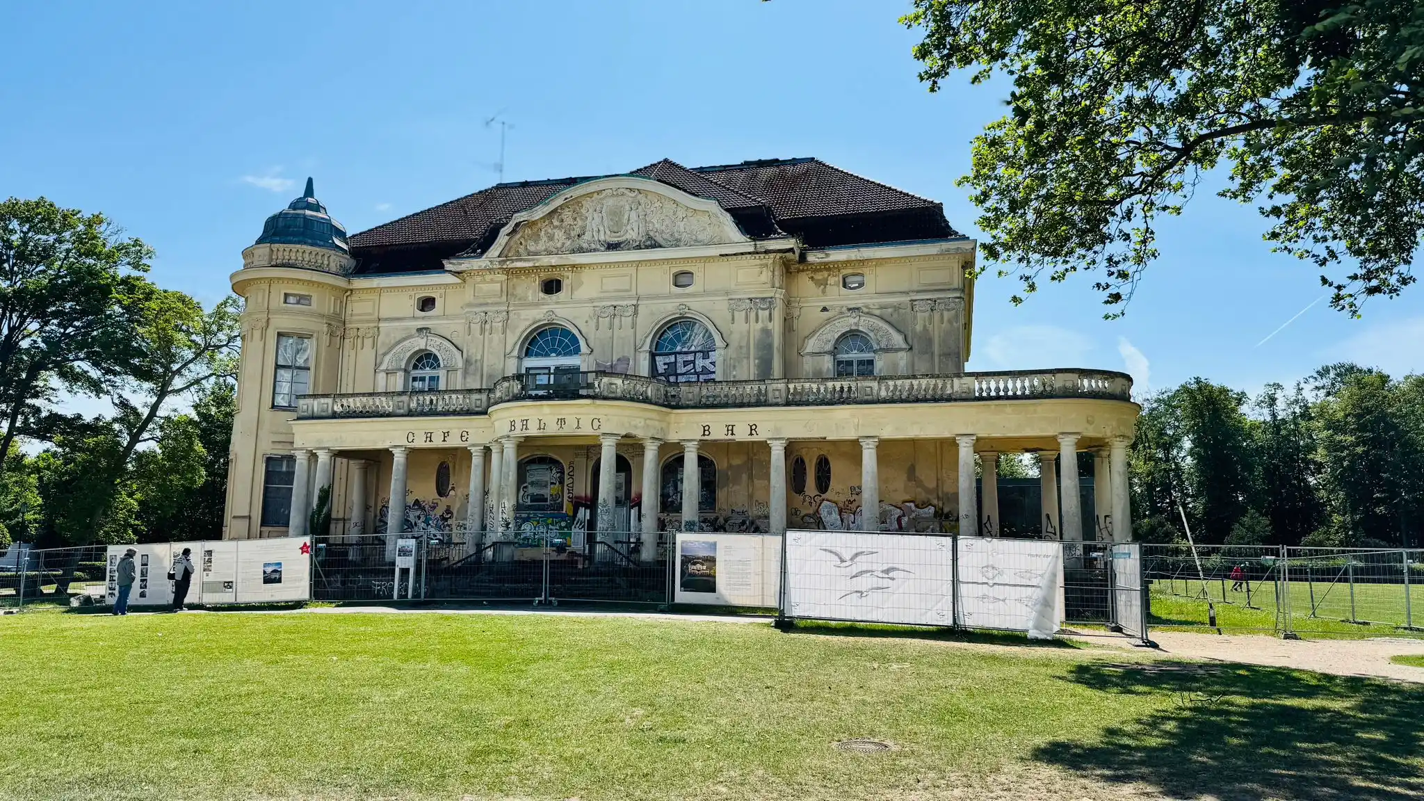 Image from Nie RADlos: Die BALTIC VILLA…optisch (und wohl auch innerlich) derzeit noch eine R...