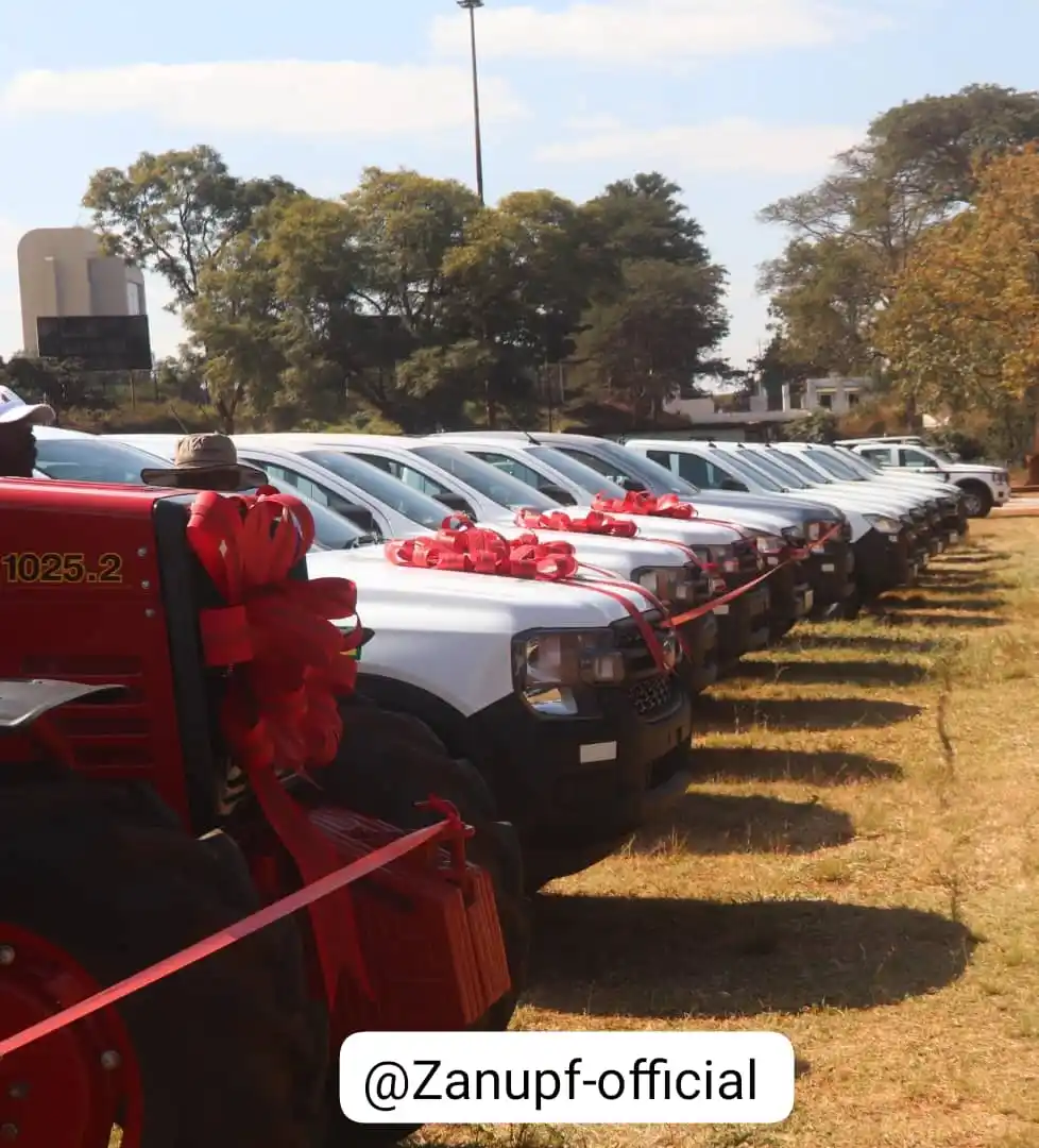 Image from ZANU PF OFFICIAL: *HIS EXCELLENCY PRESIDENT CDE DR E.D MNANGAGWA LAUNCHES THE PRESIDENTI...