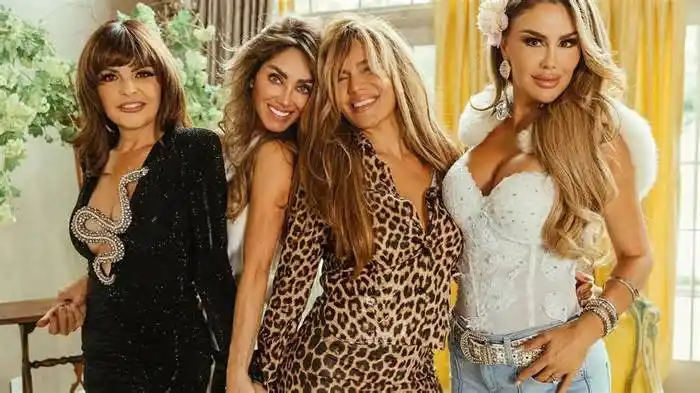 Image from La Bichota - Noticias Sobre Karol G: Karol G reúne a cinco reinas de las telenovelas para el avance de su d...