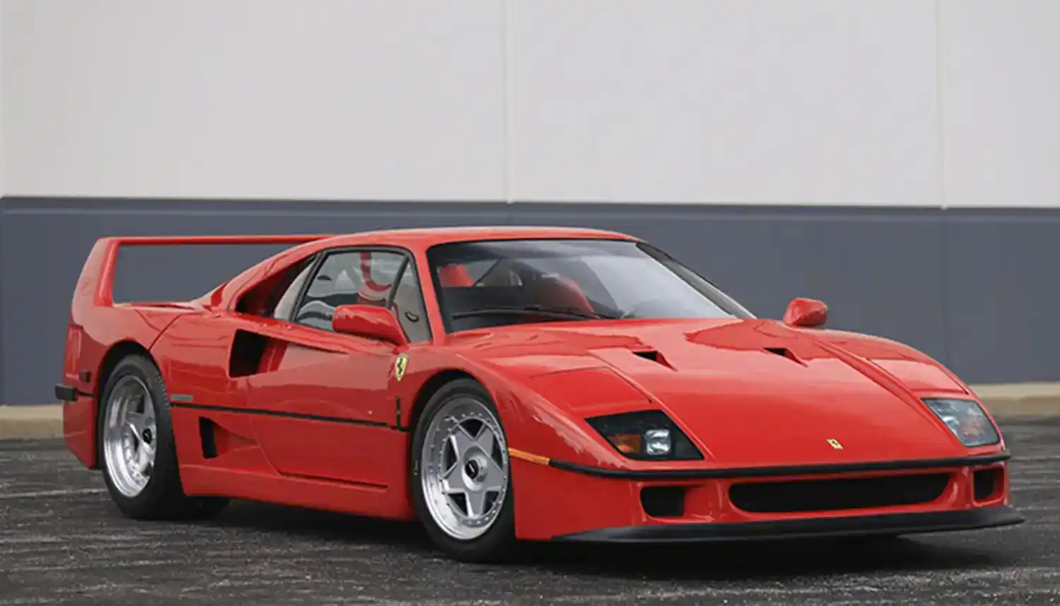 Image from EN.WHEELZ.ME: Modern Supercar Dreams: Ferrari F40 and Bugatti EB110 Lead the Pack ht...