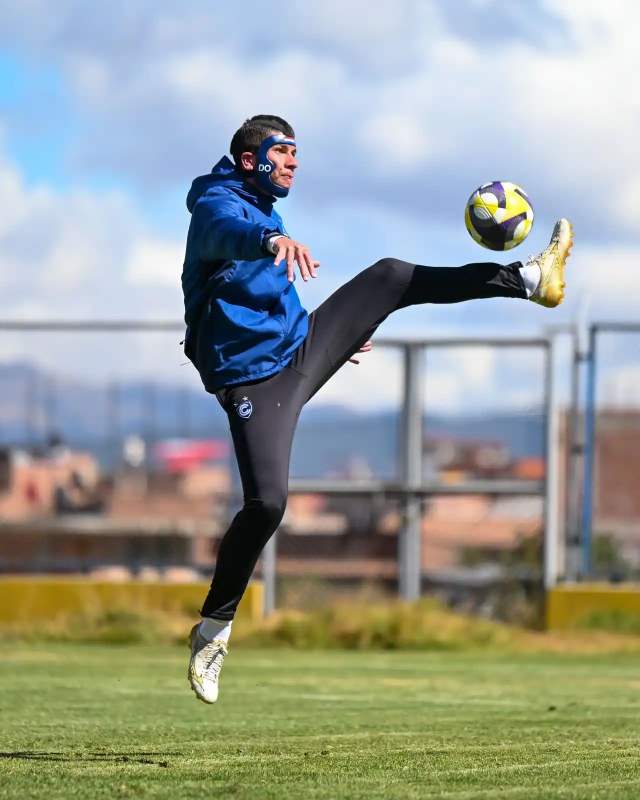 Image from Club Cienciano: ¡No paramos! ⚽️💪🏻 🎟️ Compra tus entradas en Joinnus (t.ly/3haCR), ...