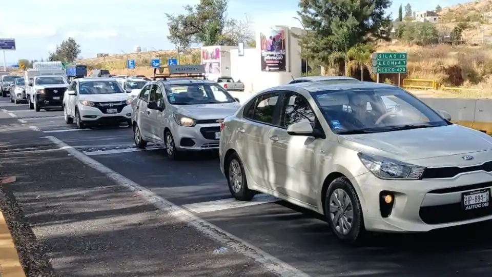 Image from Periódico AM  📰 Última Hora : *¡Por fin! Anuncian remodelación de la autopista Guanajuato-Silao… per...