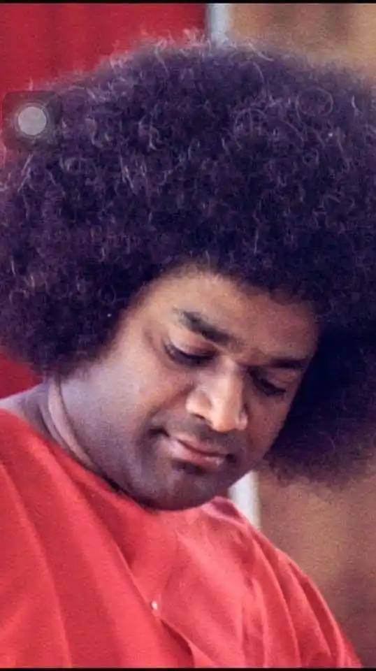 Image from అంతర్యామి: *ప్రేమావతారి శ్రీ సత్యసాయి బాబా వారు!!!* రూబెన్ లోవెన్ బర్గ్ దక్షిణ ఆఫ...