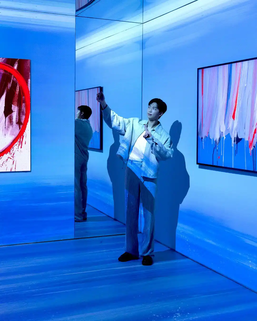 Image from 𝐁𝐓𝐒 𝐇𝐄𝐀𝐕𝐄𝐍 🧸🧺 - 𝐍𝐄𝐖𝐒: [🧺] Samsung postou em sua conta oficial do twitter fotos do Nam compa...