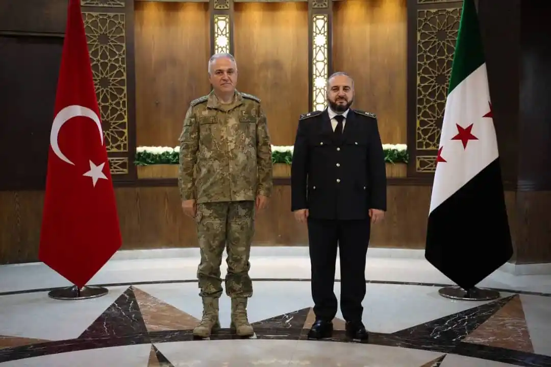 Image from الوكالة السورية للأنباء ،،صوت الحق،،: استقبل وزير الدفاع اللواء المهندس مرهف أبو قصرة في دمشق رئيس أركان الج...