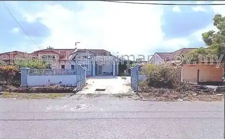 Image from Malaysia Bank Auction/Lelong Besties - Ken 012-9499139: 🌀Bank Auction🌀Last Call‼️  📍 No. 11, Jalan Helang Siput 1, Pantai S...