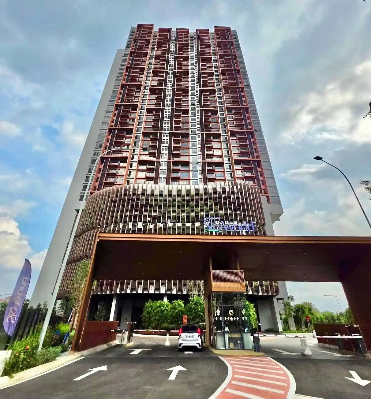 Image from Malaysia Bank Auction/Lelong Besties - Ken 012-9499139: 🌀Bank Lelong🌀Last Call Now‼️ Brand New Unit‼  📍 No. B-18-06, 18th F...