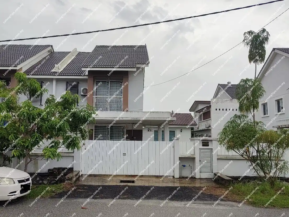 Image from Malaysia Bank Auction/Lelong Besties - Ken 012-9499139: 🌀Bank Lelong🌀Renovated Semi D‼️ 📍 No. 22, Jalan Alam Suria 16/34, ...