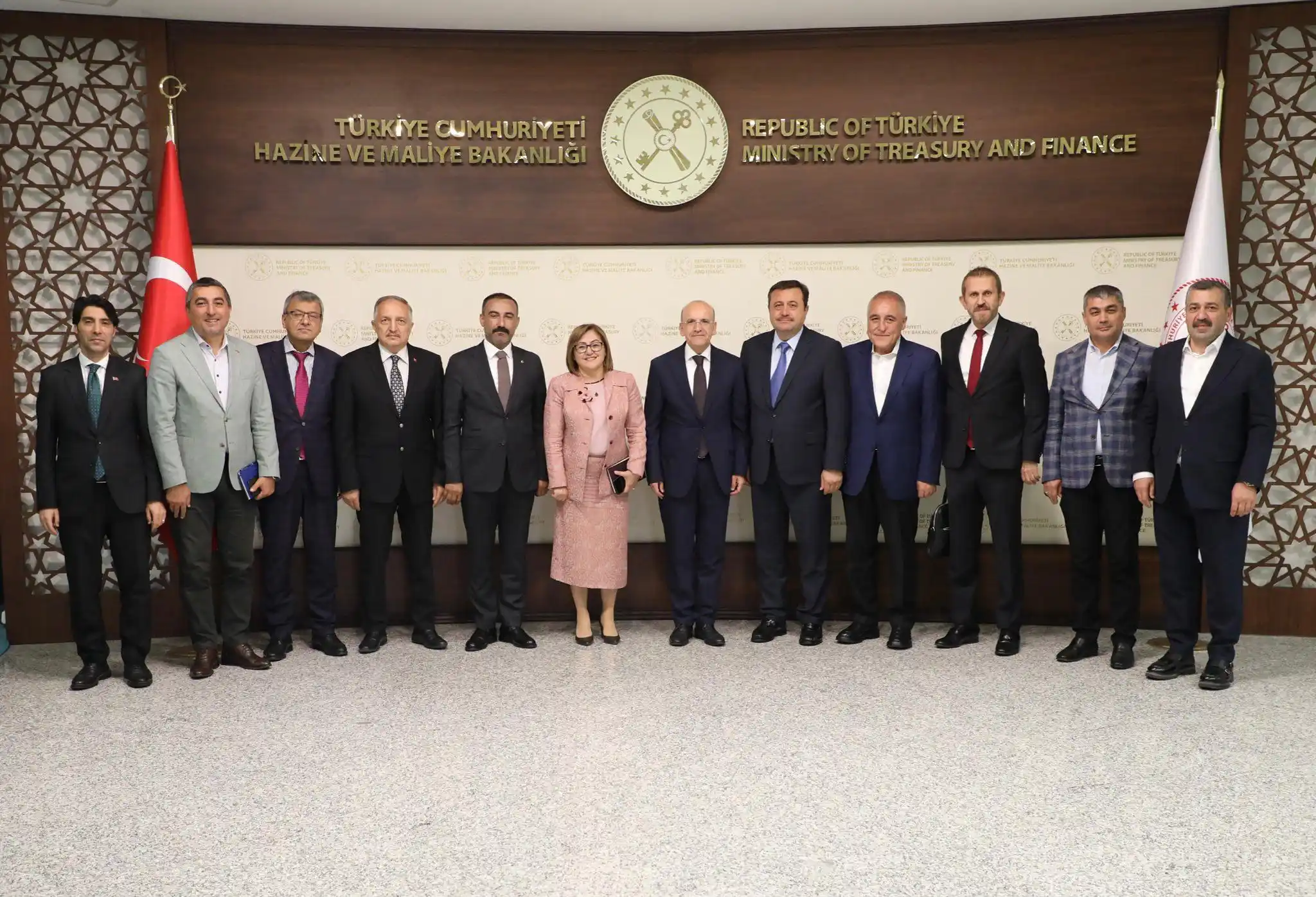 Image from Fatma Şahin: Bugün Ankara’da, Hazine ve Maliye Bakanımız Sayın Mehmet Şimşek ile so...